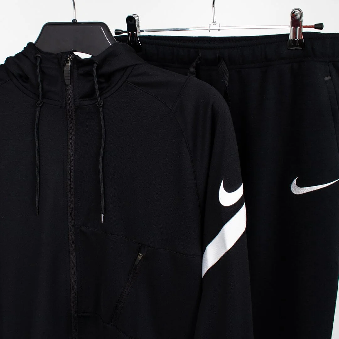 Nike | Football, Training, Leisure 