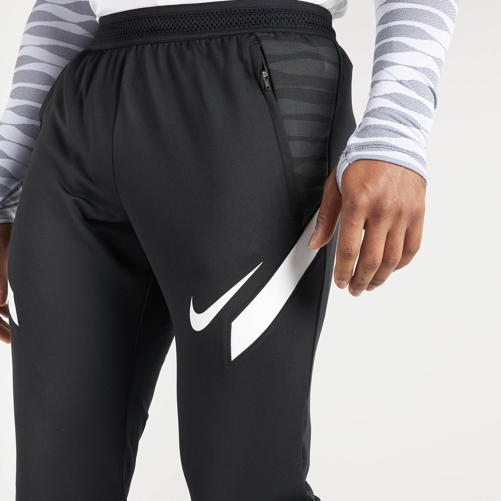Vochtigheid cel pin Nike Strike Tech Pants (M) - Kitlocker.com